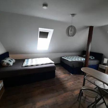 Affenhaus * Treben