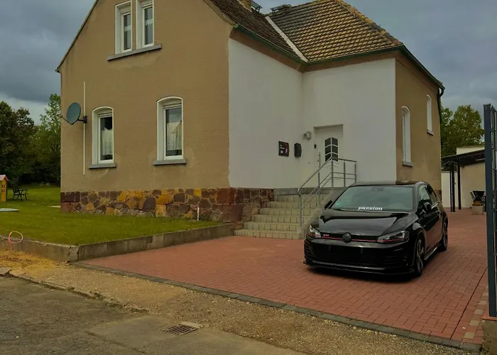 Affenhaus 펜션 Treben